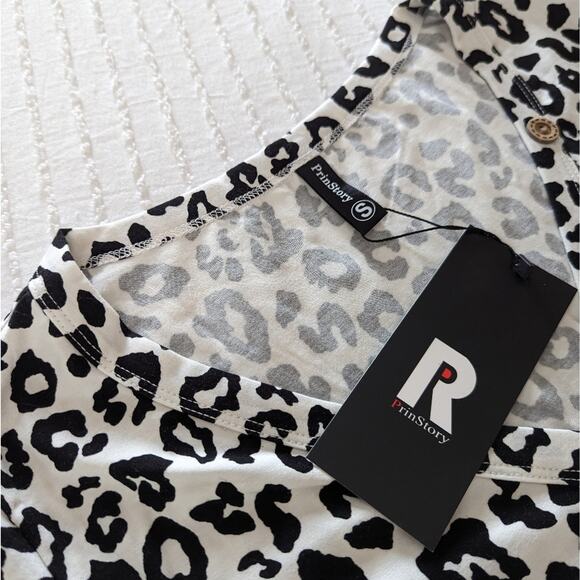 NWT Prinstory Tshirt Color Block Gray Cheetah size Small - Picture 3 of 5